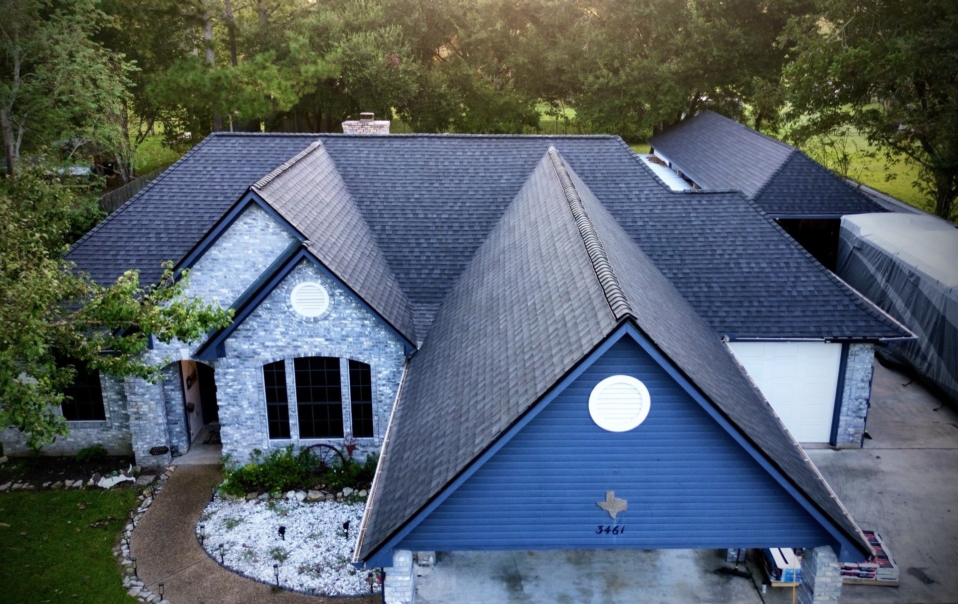 Recon Roofing shingle roof replacement on a home in La Porte, TX